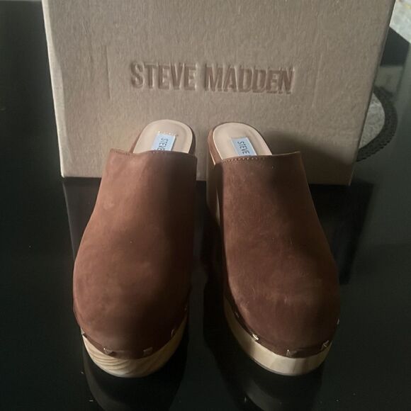 Steve Madden Brooklyn Clog 7.5 - Picture 3 of 10